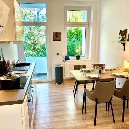 Berg Ruettenscheid, Netflix, Nahe Messe, Klinikum Apartman Essen