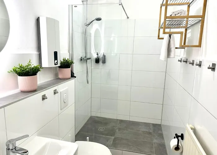 Berg Ruettenscheid, Netflix, Nahe Messe, Klinikum Apartment Essen